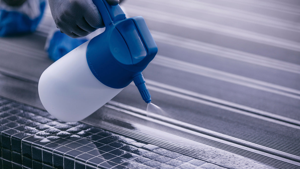 "iK Alk" 1.5 Pressure Sprayer (Alkaline)