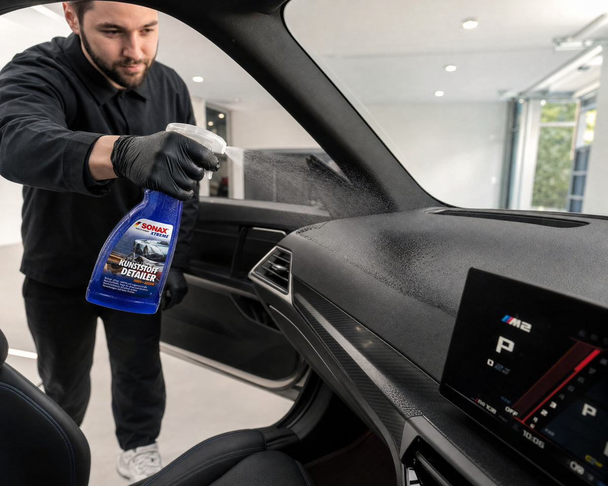 Detailing1 hero: kunststofverzorging, dashboardkunststof mat verzorgen (desktop)
