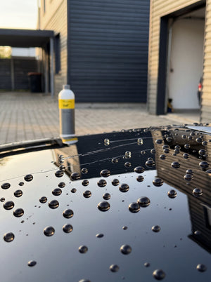 Koch-Chemie Gentle Snow Foam Gsf – Water Beading auf frisch gewaschener Motorhaube